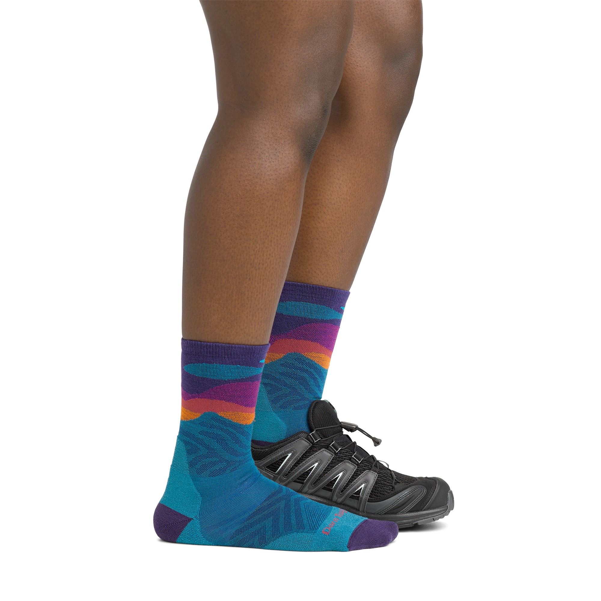 on model image with shoe on back foot wearing the 1067 mirnavated micro crew running sock