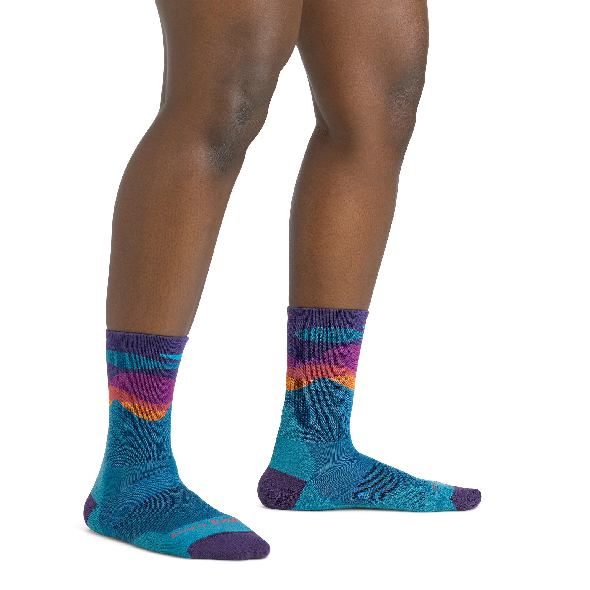 on model image  barefoot wearing the 1067 mirnavated micro crew run sock in cascade