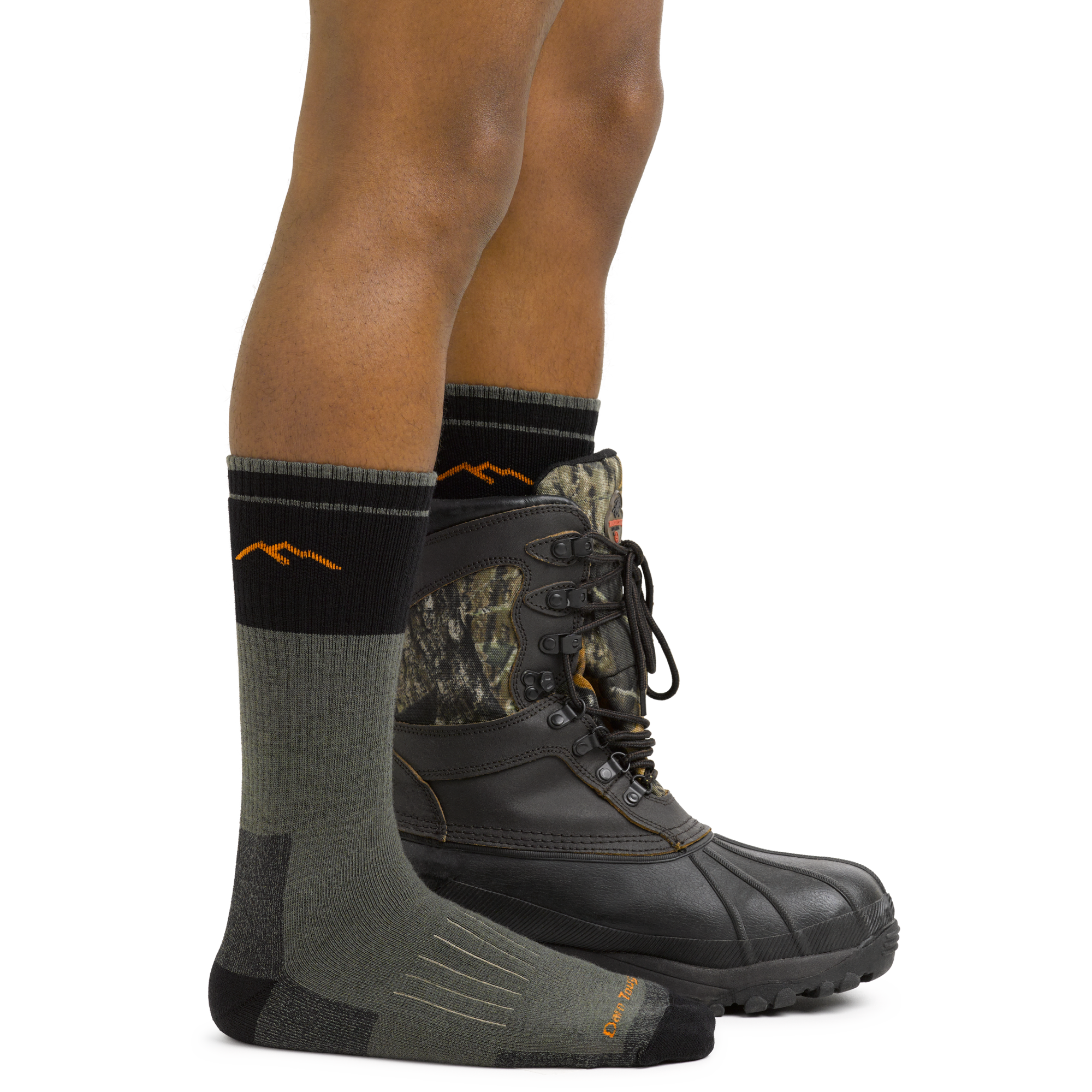 Men's Heavyweight Hunting Boots Socks in Forest Green with hunting boots